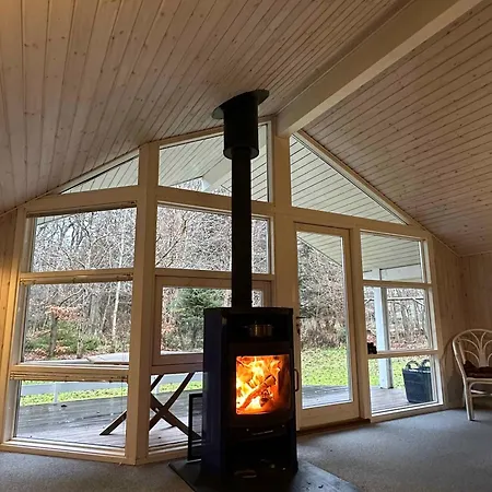 Feriehus Cozy In A Scenic Natural Setting