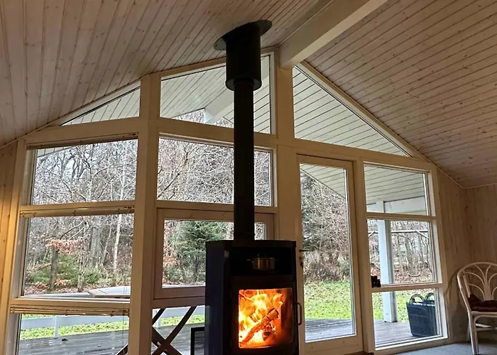 Ferienhaus Cozy In A Scenic Natural Setting